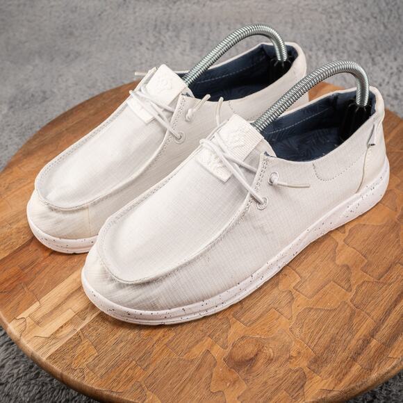 Reef Women's Cushion Coast Slip On Sneaker White Size 9 - Picture 3 of 7